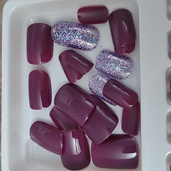 3D Rhinestone & Glitter Press On Nails - Picture 14 of 16